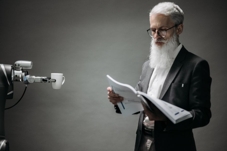 AI'ın B2B Satışta Etik Sınırları: Şeffaflık ve Güven Dengesi